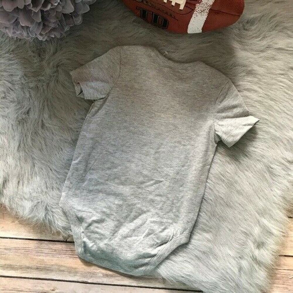 Gap Boys Bodysuit Sz 12-18 Months My Grandpa is #1 Gray‎ Short Sleeve Cotton NEW - Picture 5 of 5
